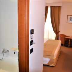 Отель Best Western Park Hotel Италия, Пьяченца - отзывы, цены и фото номеров - забронировать отель Best Western Park Hotel онлайн сейф в номере