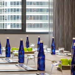 Отель Wyndham Grand Chicago Riverfront питание