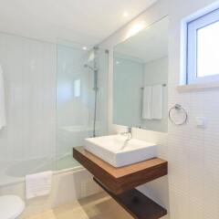 Отель Laguna Resort - Vilamoura Португалия, Виламура - отзывы, цены и фото номеров - забронировать отель Laguna Resort - Vilamoura онлайн ванная