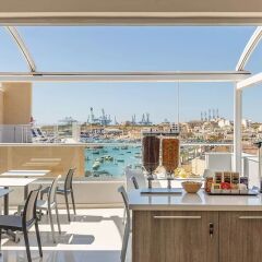 Отель Dun Gorg Guest House Марсашлокк гостиничный бар