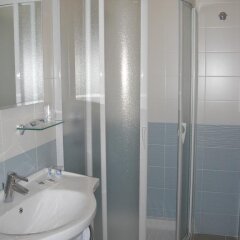 Toccacielo Hotel Village Нова-Сири ванная фото 2