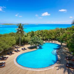 Отель Cinnamon Dhonveli Maldives-Water Suites бассейн