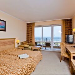 Отель DIT Majestic Beach Resort Болгария, Солнечный берег - отзывы, цены и фото номеров - забронировать отель DIT Majestic Beach Resort онлайн комната для гостей фото 4
