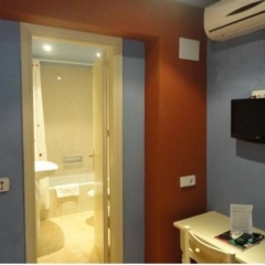 Отель Hostal Los Caracoles ванная