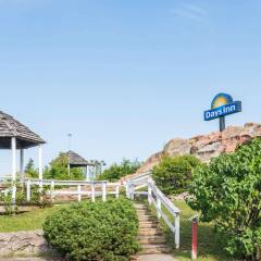 Отель Days Inn Columbus North Колумбус