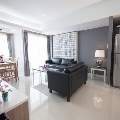 Отель Racha Residence Sri Racha комната для гостей фото 5