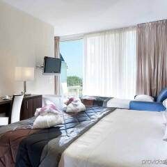 Mercure Rimini Lungomare in Rimini, Italy from 109$, photos, reviews - zenhotels.com guestroom