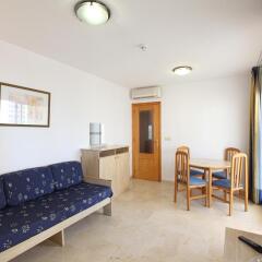 Отель Apartamentos Benimar Испания, Бенидорм - отзывы, цены и фото номеров - забронировать отель Apartamentos Benimar онлайн комната для гостей фото 4