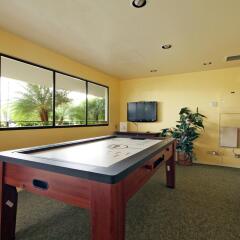 Outrigger Royal Sea Cliff Hotel детские мероприятия