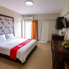 Отель NIDA Rooms 597 Suan Luang Park сейф в номере