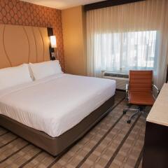 Отель Holiday Inn New York City - Times Square США, Нью-Йорк - отзывы, цены и фото номеров - забронировать отель Holiday Inn New York City - Times Square онлайн комната для гостей фото 2