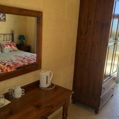 Отель Ellie Boo Bed & Breakfast Мальта, Шаара - отзывы, цены и фото номеров - забронировать отель Ellie Boo Bed & Breakfast онлайн удобства в номере