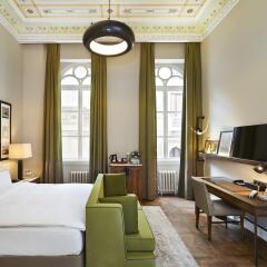 Vault Karakoy The House Hotel 5* Номер Делюкс с двуспальной кроватью