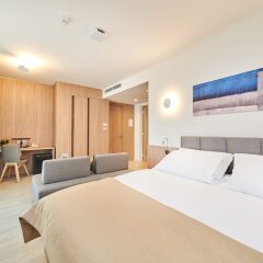Отель Garden Suites Umag Plava Laguna Хорватия, Умаг - отзывы, цены и фото номеров - забронировать отель Garden Suites Umag Plava Laguna онлайн комната для гостей