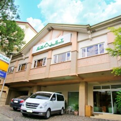 Отель Chalet Baguio Филиппины, Багуйо - отзывы, цены и фото номеров - забронировать отель Chalet Baguio онлайн парковка