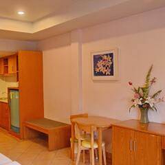 Отель Seven Oak Inn удобства в номере