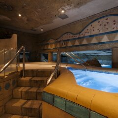 Senator Gran Vía 70 Spa Hotel развлечения