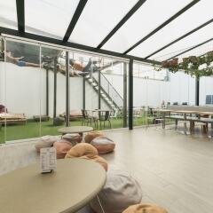 Hub Lisbon Patio Hostel