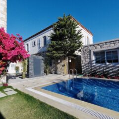 Monk Hotel Alacati - Adults Only Чешме бассейн