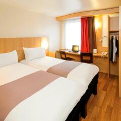 Отель ibis Brussels Airport комната для гостей