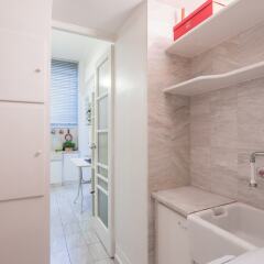 Отель Elegant & Spacious 2bdr Flat ванная