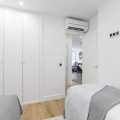 Апартаменты Hermosilla Apartment комната для гостей фото 4
