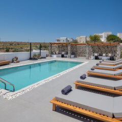 Отель June Twenty Suites Греция, Остров Санторини - отзывы, цены и фото номеров - забронировать отель June Twenty Suites онлайн бассейн фото 2