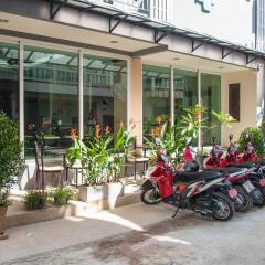 Patong Mansion Hotel парковка