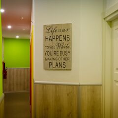 Youth Station Hostel бассейн