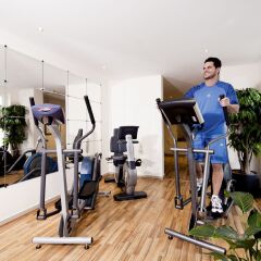 Moevenpick Hotel Nuernberg Airport фитнесс-зал фото 3