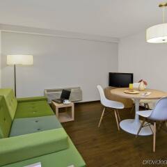 Отель Fiesta Inn Guadalajara Expo комната для гостей фото 5
