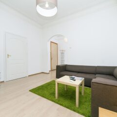 Гостиница Rent Kiev Lva Tolshtoho Square комната для гостей фото 2