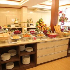 Lotus SaiGon Hotel питание