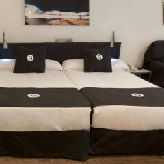 Отель Quo Eraso Aparthotel комната для гостей фото 4