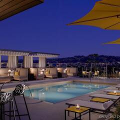 Отель Kimpton Hotel Wilshire США, Лос-Анджелес - 8 отзывов об отеле, цены и фото номеров - забронировать отель Kimpton Hotel Wilshire онлайн бассейн