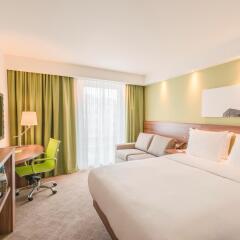 Отель Hampton by Hilton Hamburg City Centre комната для гостей