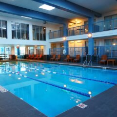 Отель Crowne Plaza Bloomington Msp Airport / Moa Блумингтон бассейн
