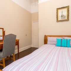 Отель Amazing Chelsea Flat With Stunning Balcony Великобритания, Лондон - отзывы, цены и фото номеров - забронировать отель Amazing Chelsea Flat With Stunning Balcony онлайн сейф в номере