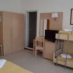 Hotel Caesar комната для гостей