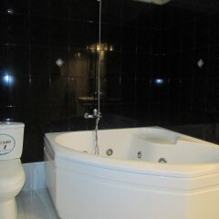 2x2 Cinema-Bar Hotel & Tours спа