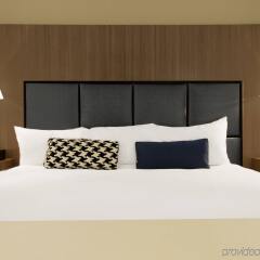 Отель Novotel Montreal Center Канада, Монреаль - отзывы, цены и фото номеров - забронировать отель Novotel Montreal Center онлайн комната для гостей фото 3