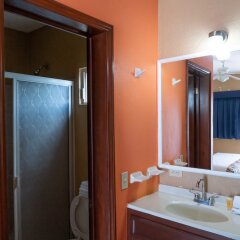 Отель Cactus Inn Los Cabos Мексика, Эль-Бедито - отзывы, цены и фото номеров - забронировать отель Cactus Inn Los Cabos онлайн ванная