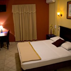 Hotel Merliot in Santa Tecla, El Salvador from 50$, photos, reviews - zenhotels.com