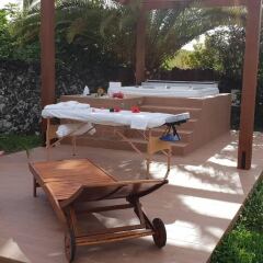 Отель With 3 Bedrooms in Caloura, With Furnished Terrace and Wifi Португалия, Агуа-де-Пау - отзывы, цены и фото номеров - забронировать отель With 3 Bedrooms in Caloura, With Furnished Terrace and Wifi онлайн фото 2