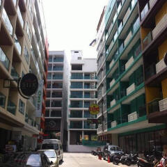 Отель iCheck inn Central Patong
