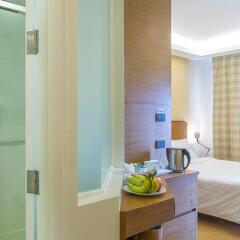 Отель Marvin Suites Бангкок сейф в номере