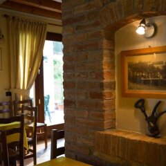 Отель Country House Bucaneve Региональный парк Colli Euganei гостиничный бар