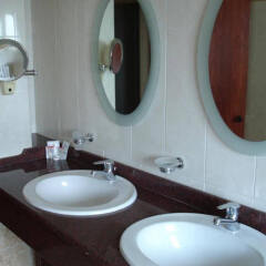 Oscar Hotel in Athens, Greece from 158$, photos, reviews - zenhotels.com bathroom