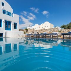 Отель Sea Side Beach Hotel Греция, Остров Санторини - отзывы, цены и фото номеров - забронировать отель Sea Side Beach Hotel онлайн бассейн фото 2