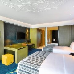 Отель W Muscat Оман, Маскат - отзывы, цены и фото номеров - забронировать отель W Muscat онлайн комната для гостей